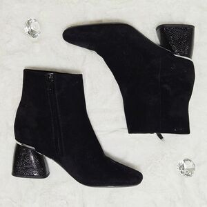 DKNY Ankle Boots Booties 9.5 Black Suede Silver Accent Caleena Heeled Boots NIB